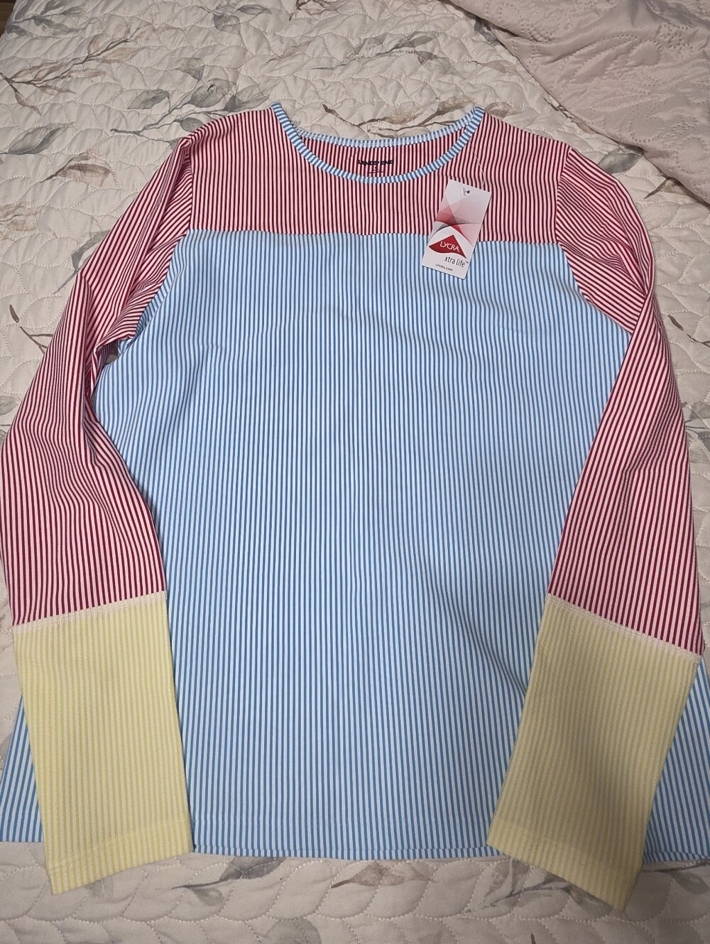 Women's NWT Lands End Lycra Swim Top Size Large